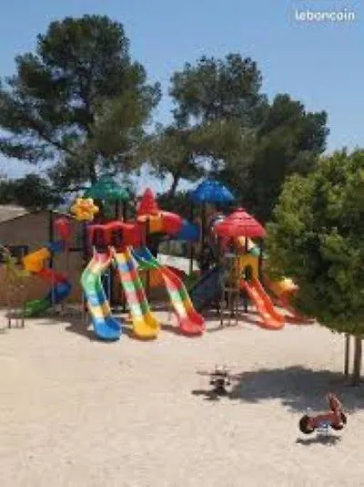Mobilhome Neuf A Camping Domaine L'Ile D'Or A Saint Raphael France