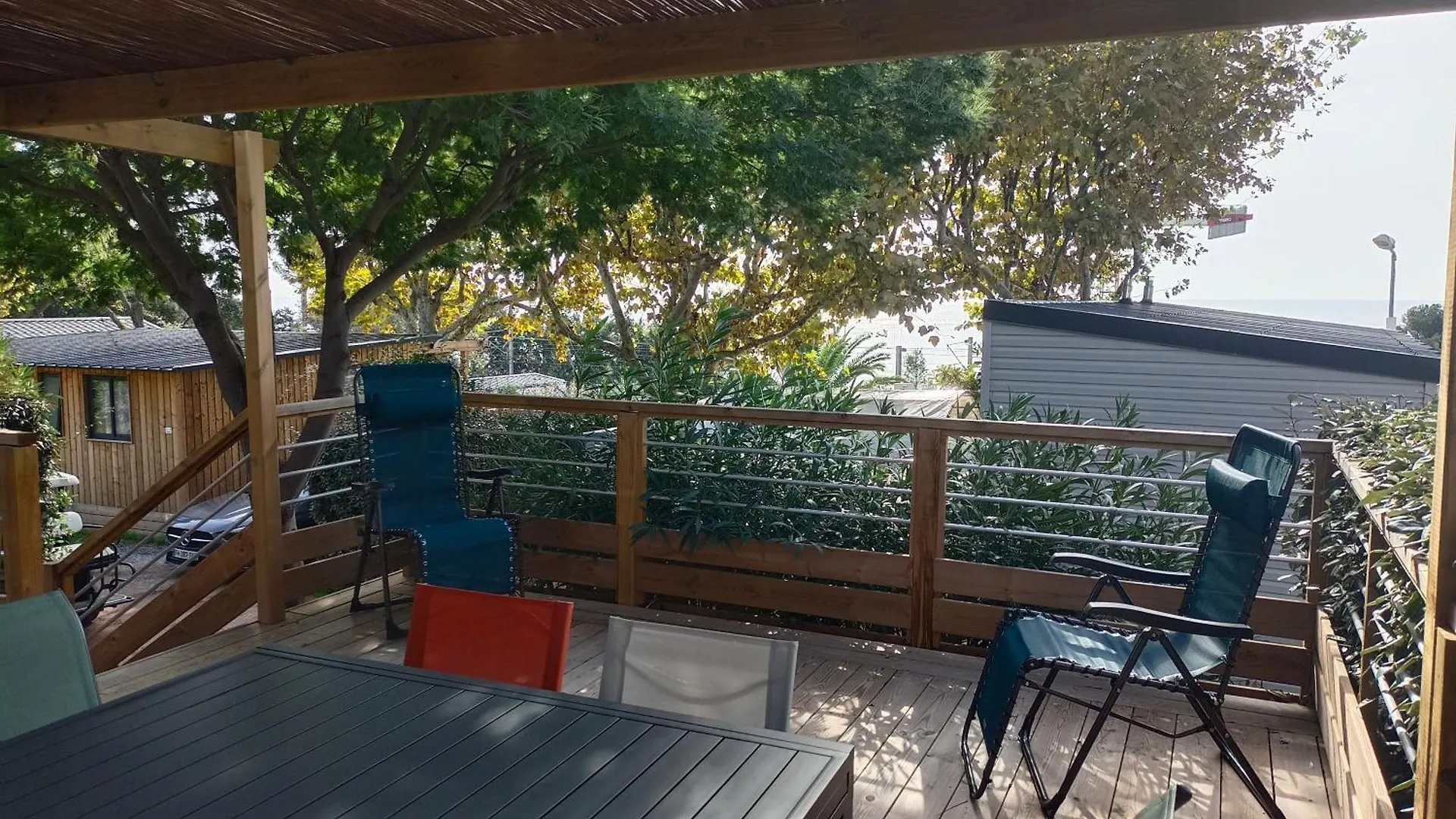 Campsite Mobilhome Neuf A Camping Domaine L'Ile D'Or A Saint Raphael