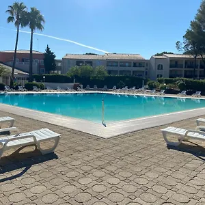  Appartement Domaine Valescure 1 Ou 2 Pieces Vue Jardin Ou Piscine
